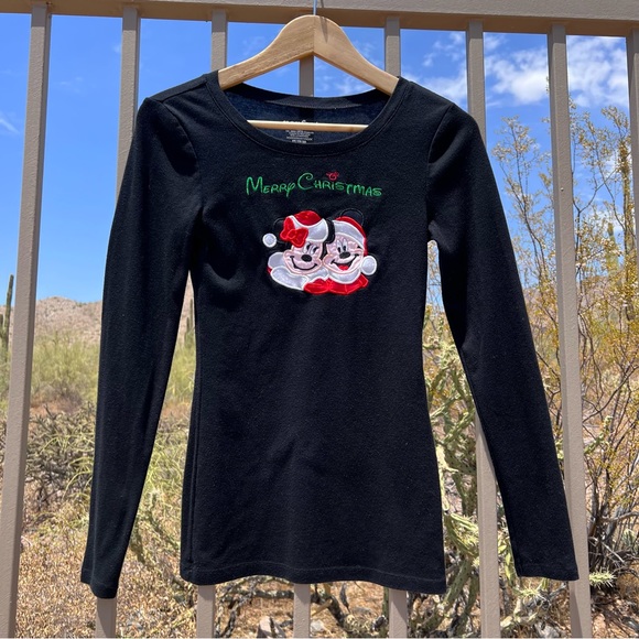 Old Navy Women’s Perfect Crew Long Sleeve Holiday Mickey & Minnie XS Black - Picture 4 of 8